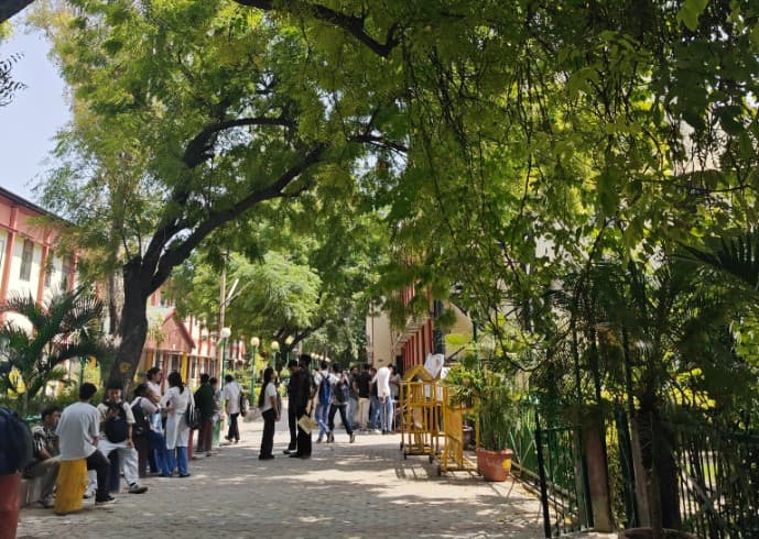 Shyam Lal College Campus photo 13